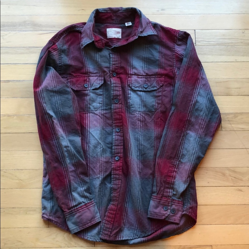 Men’s Plaid Button Down